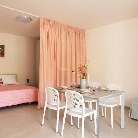 Color Dream Case Vacanze Monopoli Aparthotel